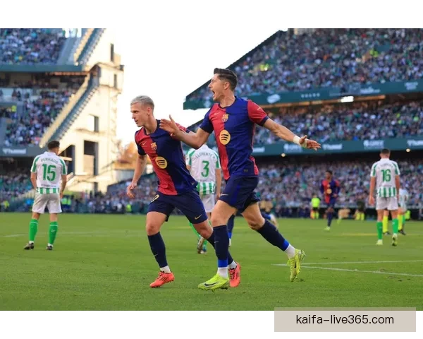 仅用109场莱万在弗里克麾下狂轰100粒联赛进球刷新效率纪录